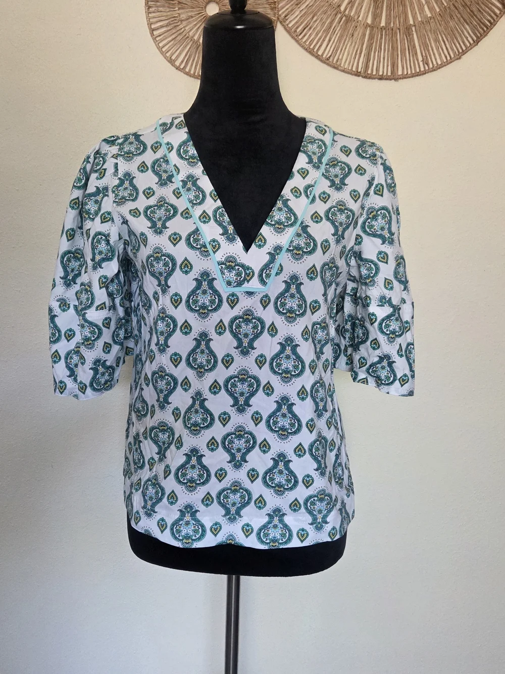 NWT LOFT Teal Medallion Paisley Puff Sleeve V-Neck Boxy Blouse Sz XS